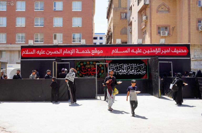 El Centro de Alimentación Imam Husáin distribuye diariamente hasta 50 mil comidas a los peregrinos de Arbaín.